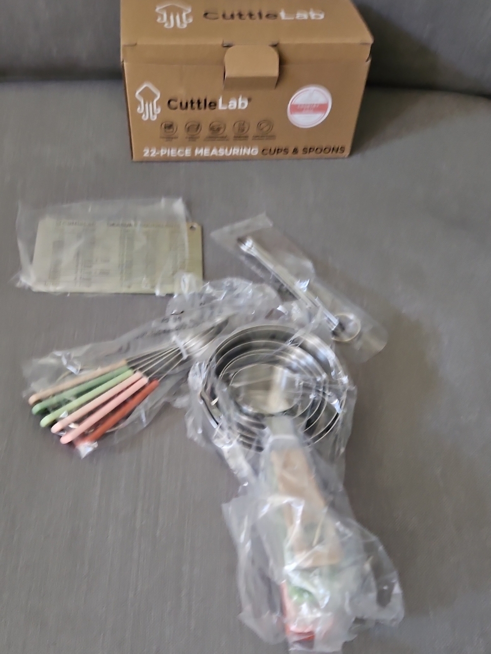 CuttleLab 22 Piece Measuring Cups & Spoons - NIB